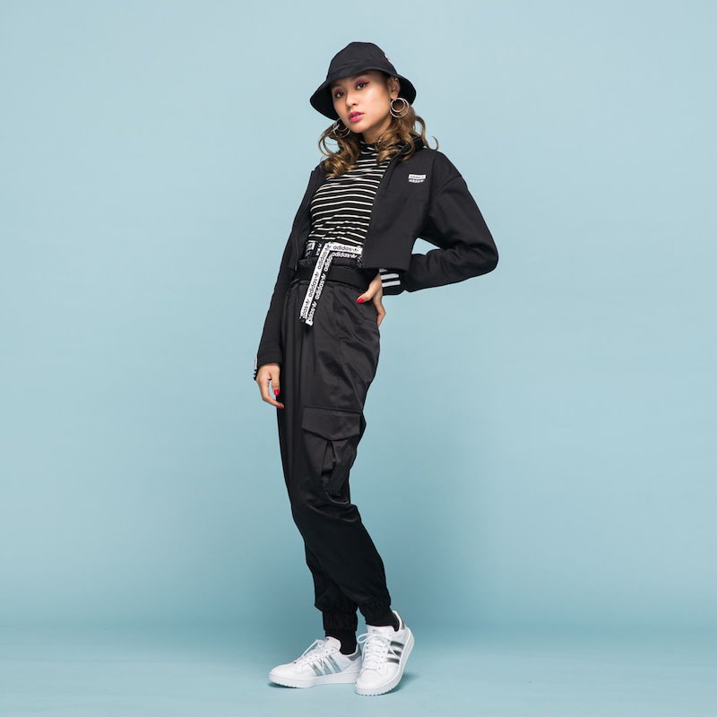 Qoo10 公式 アディダスadidasチームコート Teamcourtレディースオリジナルスシューズスニーカーeg94