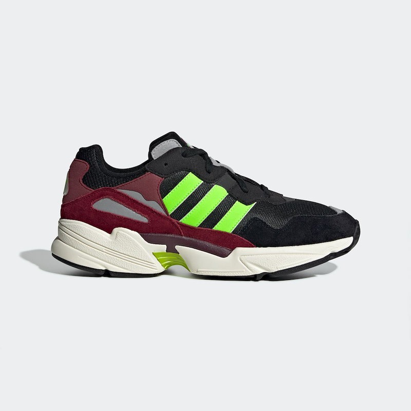 adidas yung q