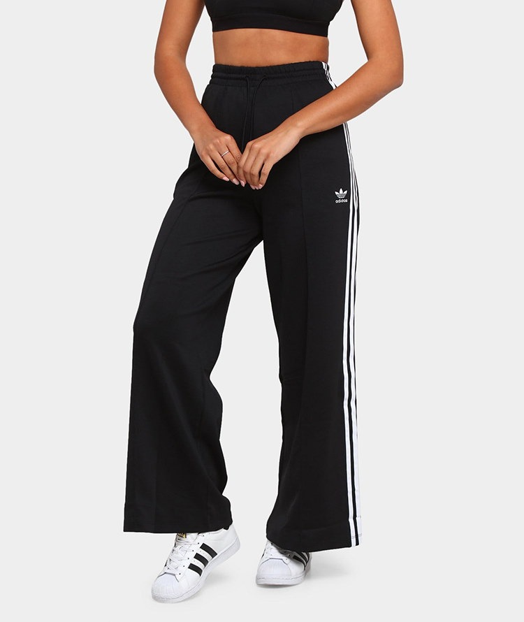 relaxed wide leg pants