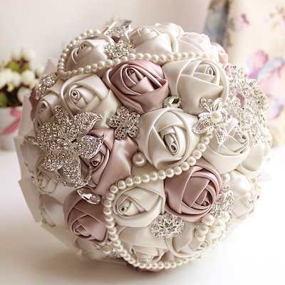 Qoo10 ウエディング ブーケ 結婚式 花束 ウェ 日用品雑貨