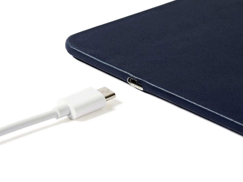 Qoo10 カカオフレンズ Pad 無線充電のマウスパッドアピーチ ライアン カカオトーク Kakao Friends Wireless Charging Mouse Pad Ryan Apeach