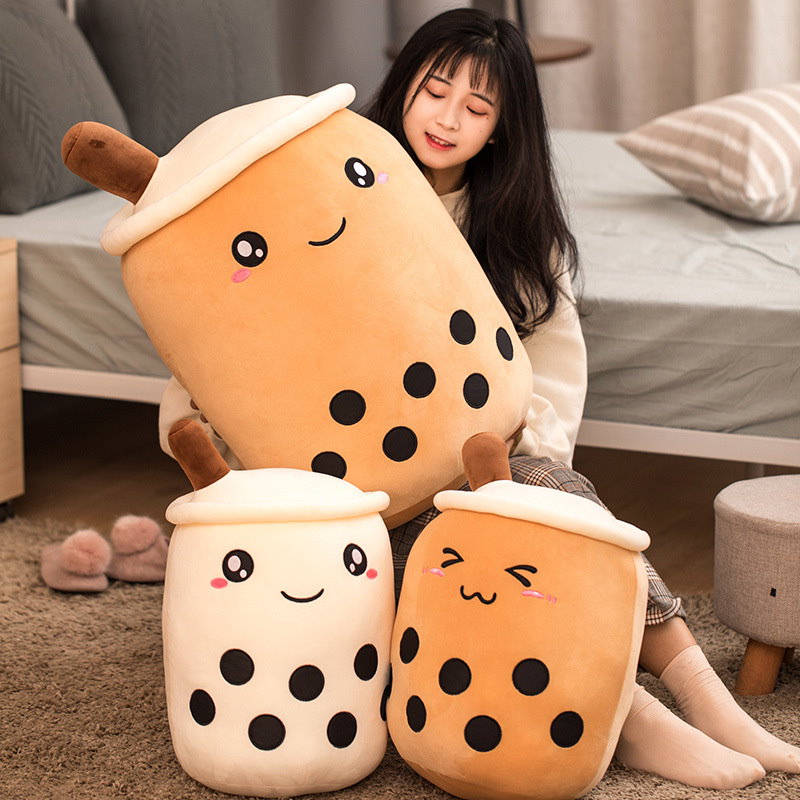 Qoo10 クリエイティブシミュレーションミルクティーカップ枕ぬいぐるみかわいい面白い人形パールミルクティーカップクッションクリエイティブ装飾