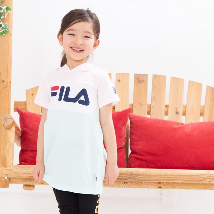 Qoo10 フィラ Fila ベビー キッズ 子供服 ベビー服 半袖 ワンピース フード付 ロゴ 3段切替 天竺 女の子 トップス 出産祝い ギフト 19夏 80 90 95 100 110 1 130cm