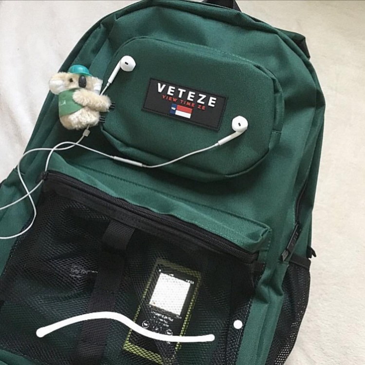 Qoo10 Veteze Retro Sport Bag 韓国正規品 ベテゼ レトロ スポーツ バッグ 高校生 リュック Snsで話題 送料無料