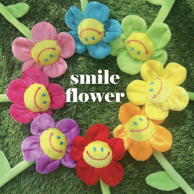 Qoo10 最安値 スマイルフラワー人形 人形の花 おもちゃ 知育