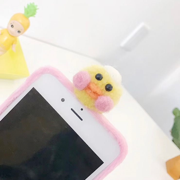 Qoo10 Iphoneケースぬいぐるみ もこもこ 秋冬 ケース ふわふわ 3d半立体 キャラクター かわいい保護 スマホケース おしゃれ Iphone 6 6s