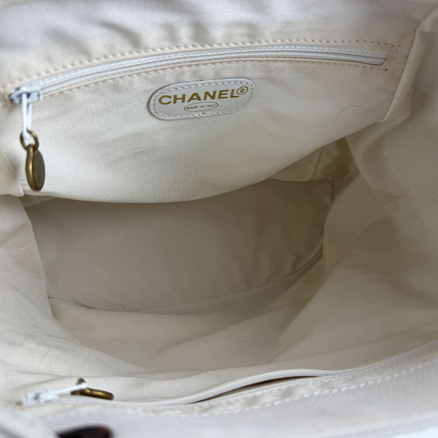 シャネル CHANEL リュック キャビアスキンレザー ホワイト レディース z5440 シャネル CHANEL リュック キャビアスキンレザー ホワイト レディース z5440