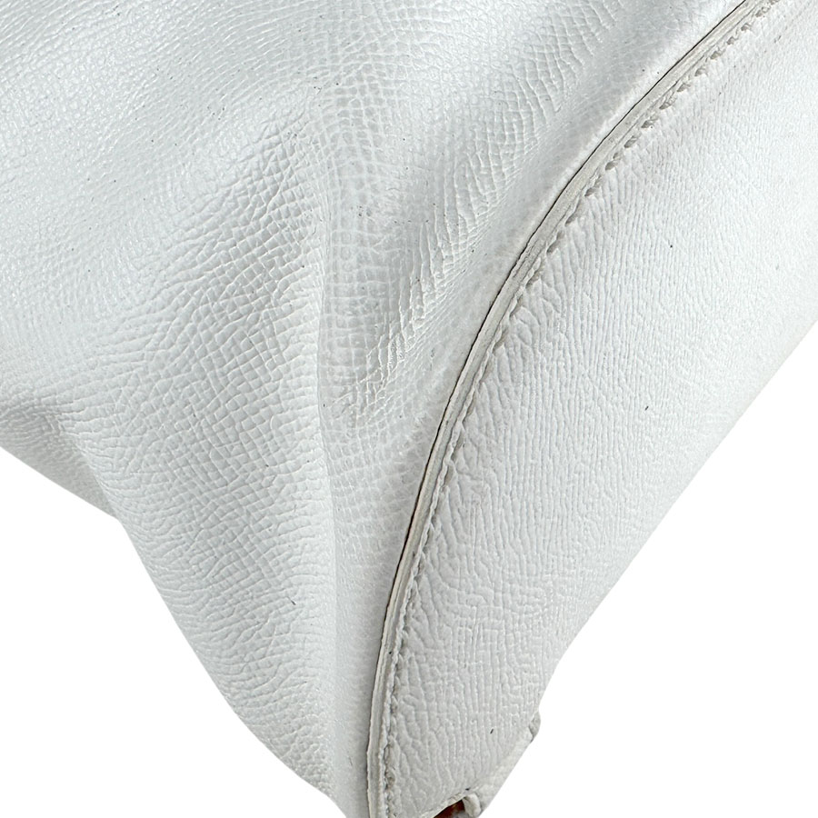 シャネル CHANEL リュック キャビアスキンレザー ホワイト レディース z5440 シャネル CHANEL リュック キャビアスキンレザー ホワイト レディース z5440