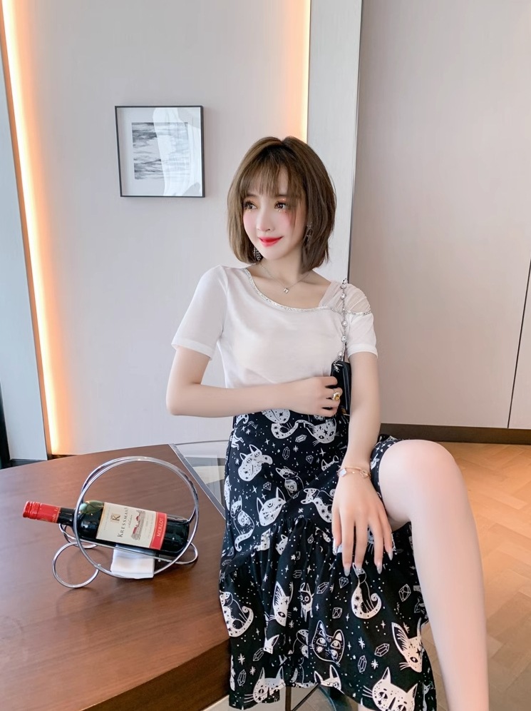 2点セット レディース スカート トップス シャツ セットアップ プリーツスカート ロングスカート ロング 半袖 ラウンドネック ストレート Aライン プリーツ 大人可愛い カジュアル 上品