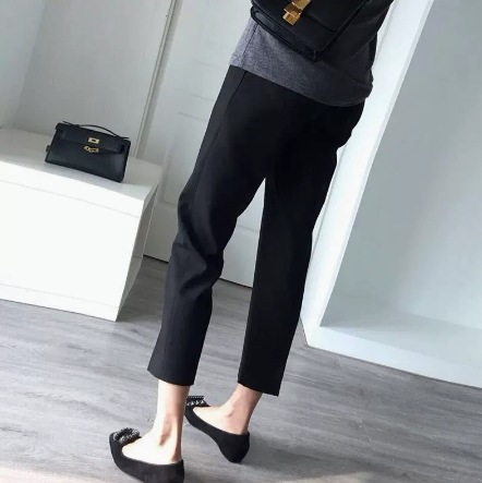 ボトムス クロップドパンツ アンクル丈 スリム タイト ウエストタック デザイン 美ライン ニュアンス 伸縮性 ストレッチ カラバリ スタイルアップ かわいい 大人可愛い きれいめ シンプル
