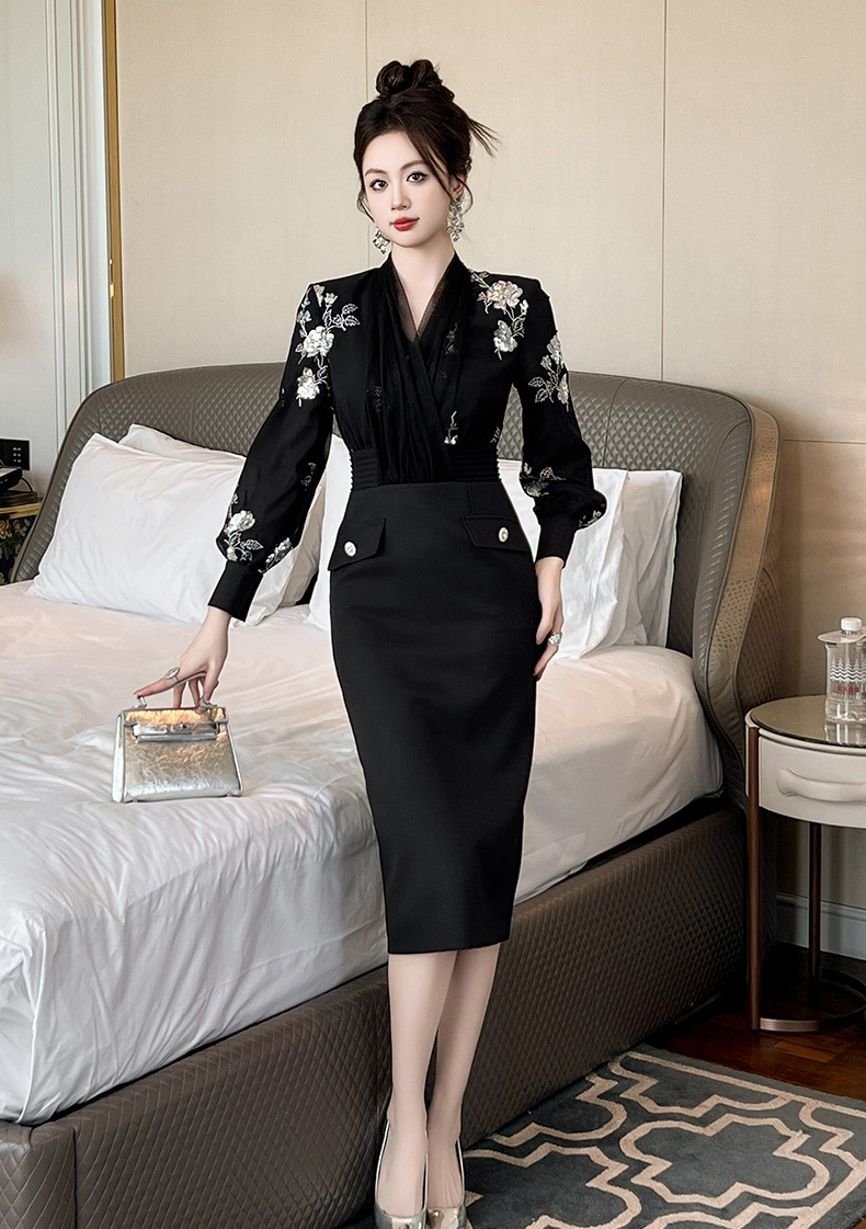 【JY.上品】 2025秋冬新品 女王様 キラキラ 刺繍 タイト ワンピース ドレス パーティー キャバ 大人 同窓会 披露宴 卒業式 結婚式 演奏会 ウェディング 二次会 メガ割 【JY.上品】 2025秋冬新品 女王様 キラキラ 刺繍 タイト ワンピース ドレス パーティー キャバ 大人 同窓会 披露宴 卒業式 結婚式 演奏会 ウェディング 二次会 メガ割