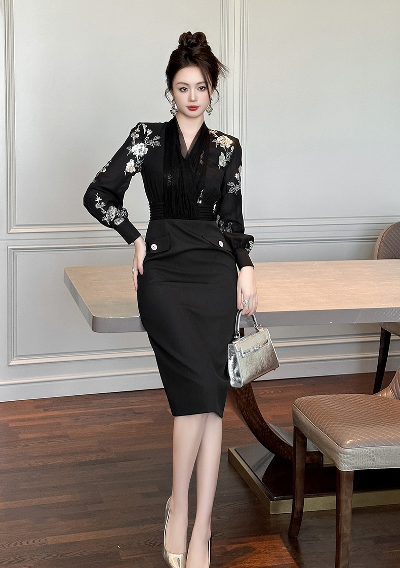 【JY.上品】 2025秋冬新品 女王様 キラキラ 刺繍 タイト ワンピース ドレス パーティー キャバ 大人 同窓会 披露宴 卒業式 結婚式 演奏会 ウェディング 二次会 メガ割 【JY.上品】 2025秋冬新品 女王様 キラキラ 刺繍 タイト ワンピース ドレス パーティー キャバ 大人 同窓会 披露宴 卒業式 結婚式 演奏会 ウェディング 二次会 メガ割