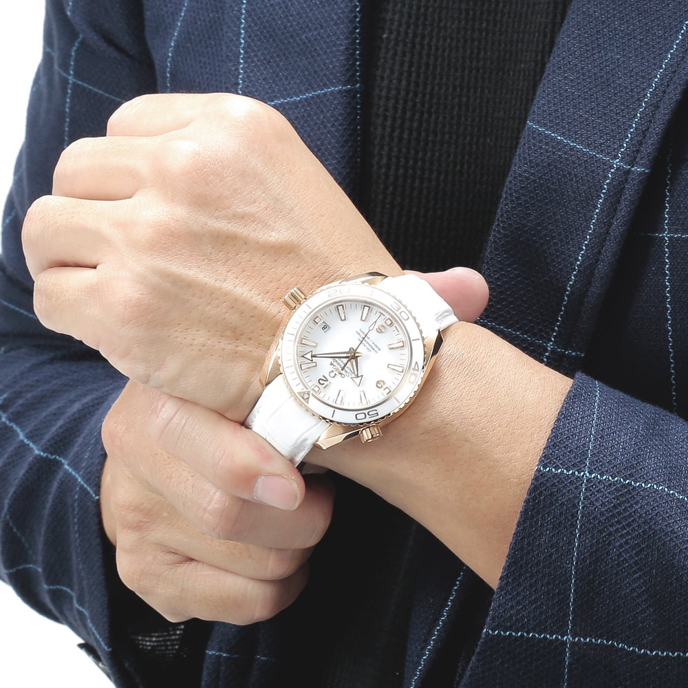 【腕時計】 OMEGA(オメガ) Seamaster / シーマスター プラネットオーシャン メンズ ホワイト コーアクシャル自動巻 232.63.42.21.04.001 時計 ブランド 【腕時計】 OMEGA(オメガ) Seamaster / シーマスター プラネットオーシャン メンズ ホワイト コーアクシャル自動巻 232.63.42.21.04.001 時計 ブランド