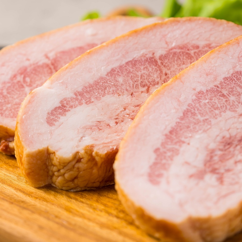 くんちゃまベーコンブロック2kg ベーコン 朝食 沖縄名物 沖縄ハム ジューシー ブロック キャンプ飯 くんちゃまベーコンブロック2kg ベーコン 朝食 沖縄名物 沖縄ハム ジューシー ブロック キャンプ飯