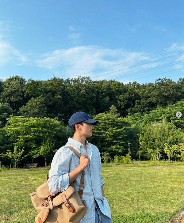Qoo10] lee [SEVENTEENドギョム着用]Sma