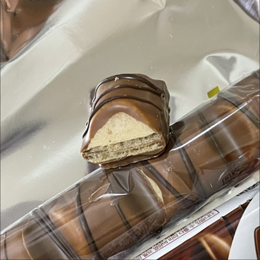kinder キンダーブエノT2チョコレート 43g x 12EA
