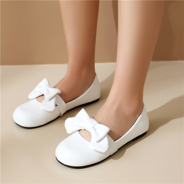 パンプス ロリータ 靴 レディース 大きいサイズ かわいい ストラップパンプス コスプレ 暗黒系 ゴシック ロック 原宿 地雷系 ホワイト ブラック 白 黒 ピンク リボン付き 日常 文化祭 イベント