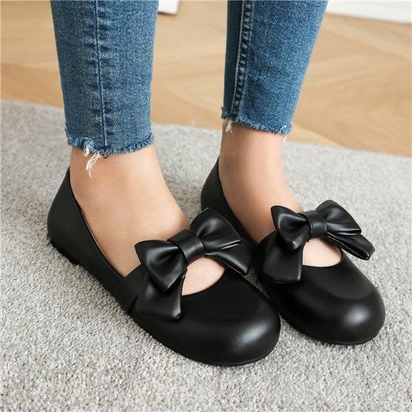 パンプス ロリータ 靴 レディース 大きいサイズ かわいい ストラップパンプス コスプレ 暗黒系 ゴシック ロック 原宿 地雷系 ホワイト ブラック 白 黒 ピンク リボン付き 日常 文化祭 イベント