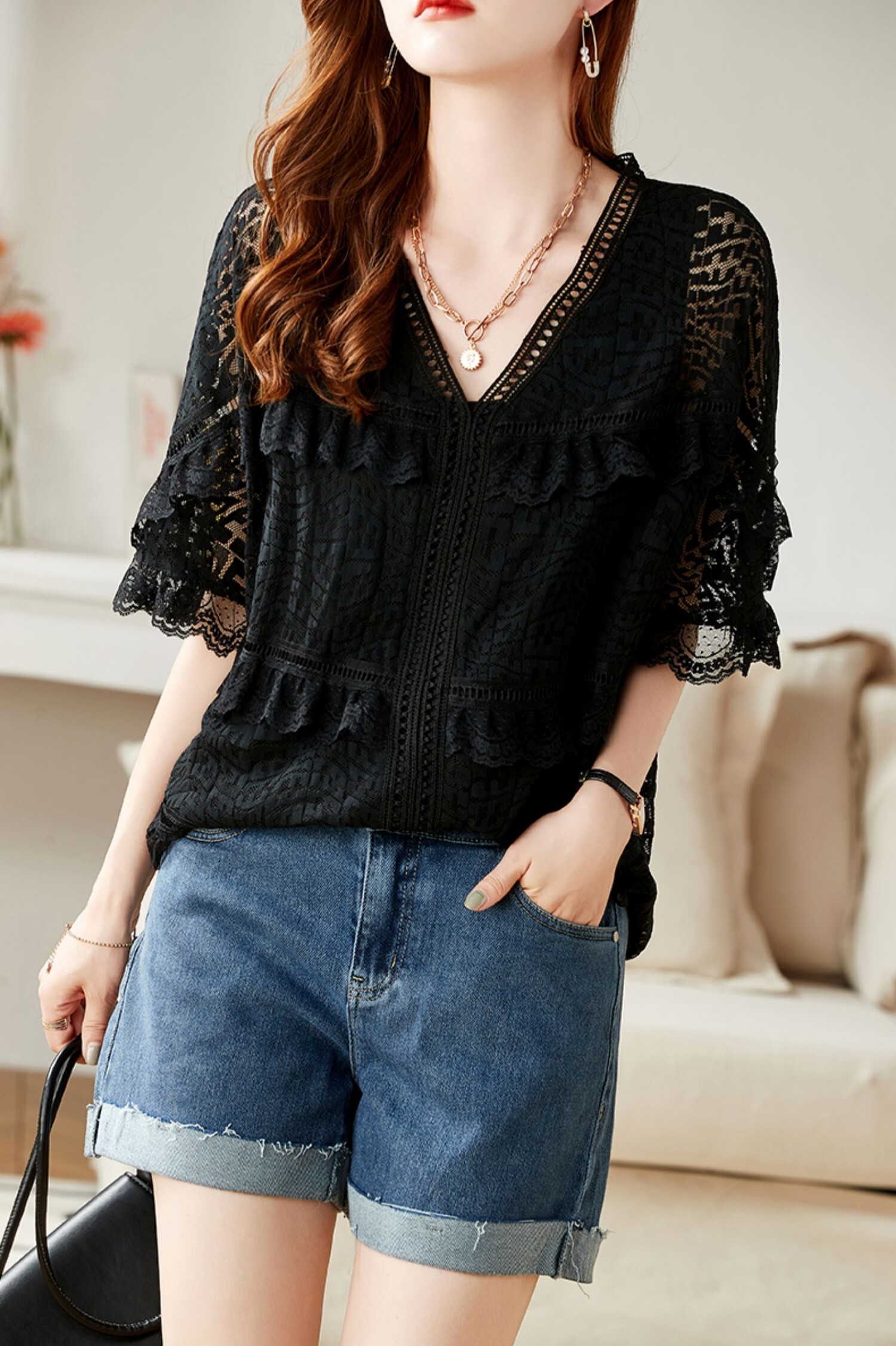トップス ブラウス カットソー プルオーバー 5分袖 五分袖 Vネック 襟なし ワイド レース フリル 透け感 シースルー 綿 ポリエステル 大人可愛い きれいめ シンプル カジュアル おしゃれ トップス ブラウス カットソー プルオーバー 5分袖 五分袖 Vネック 襟なし ワイド レース フリル 透け感 シースルー 綿 ポリエステル 大人可愛い きれいめ シンプル カジュアル おしゃれ