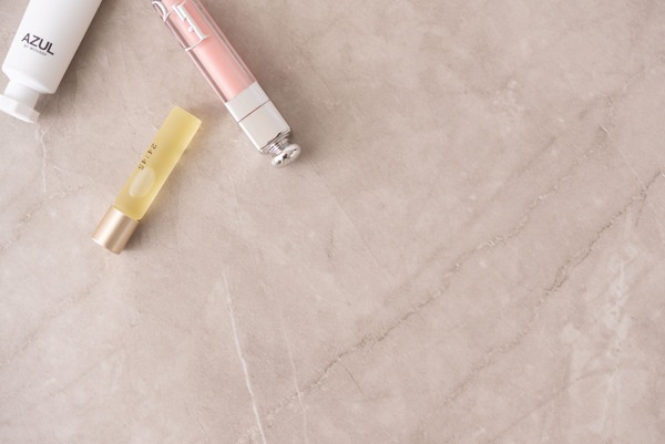 ラウンドテーブル 大理石調 大理石 韓国インテリア シンプル おしゃれ スタイリッシュ 直径90cm 90×90 丸テーブル テーブル ダイニングテーブル つくえ 食卓 韓国 北欧 ストーン かわいい