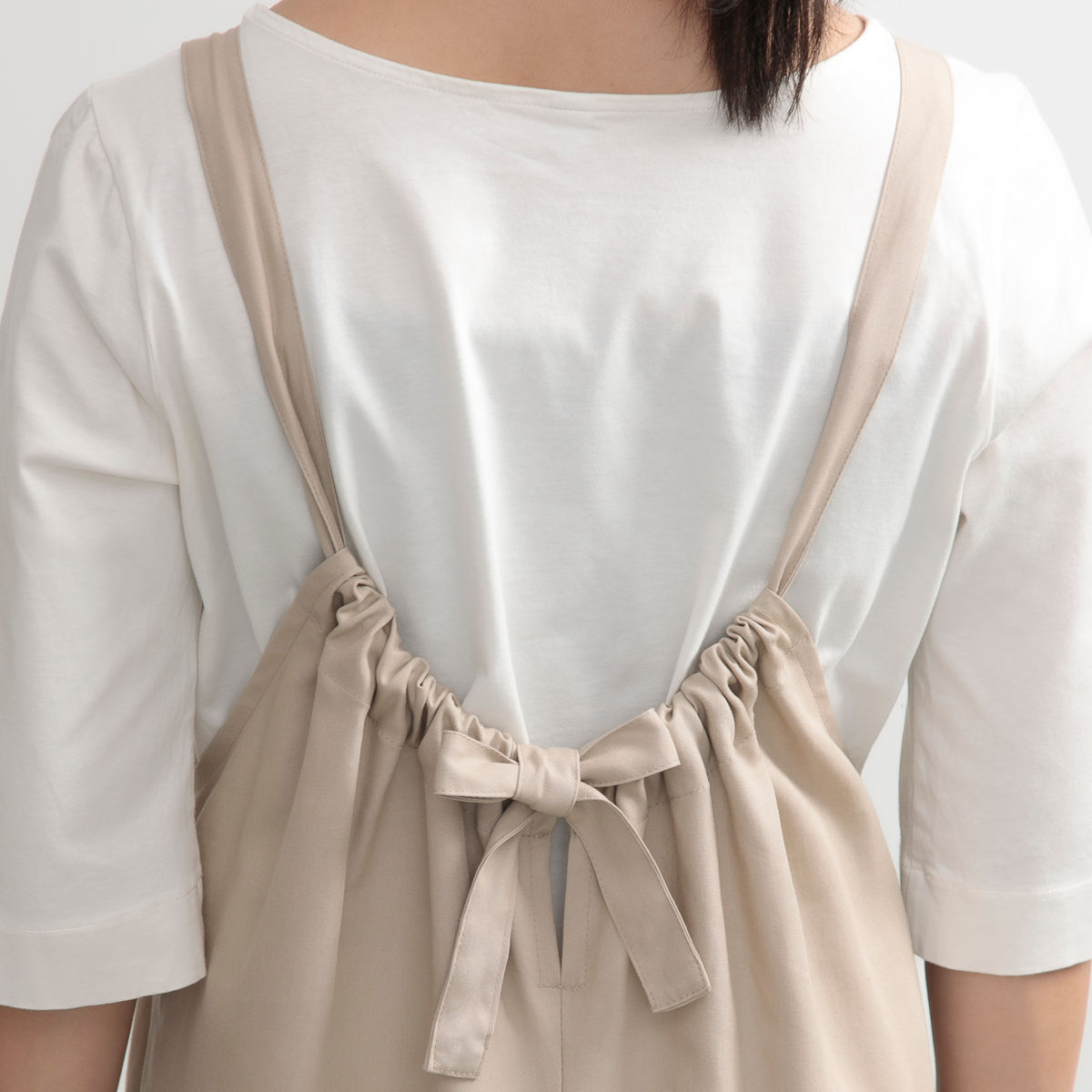 エプロン 無地 後ろリボンオールインワン COCOWALK ココウォーク ポケット付き オールインワン キッチンエプロン 台所エプロン リボン オルテテ ゆったり 大人用 女性用 レディース