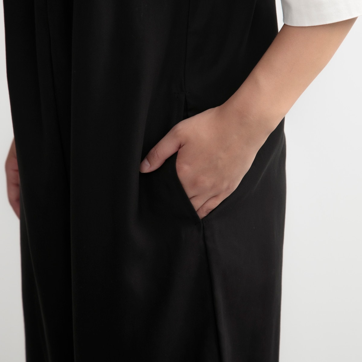 エプロン 無地 後ろリボンオールインワン COCOWALK ココウォーク ポケット付き オールインワン キッチンエプロン 台所エプロン リボン オルテテ ゆったり 大人用 女性用 レディース