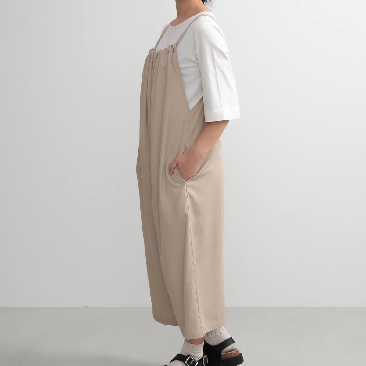 エプロン 無地 後ろリボンオールインワン COCOWALK ココウォーク ポケット付き オールインワン キッチンエプロン 台所エプロン リボン オルテテ ゆったり 大人用 女性用 レディース