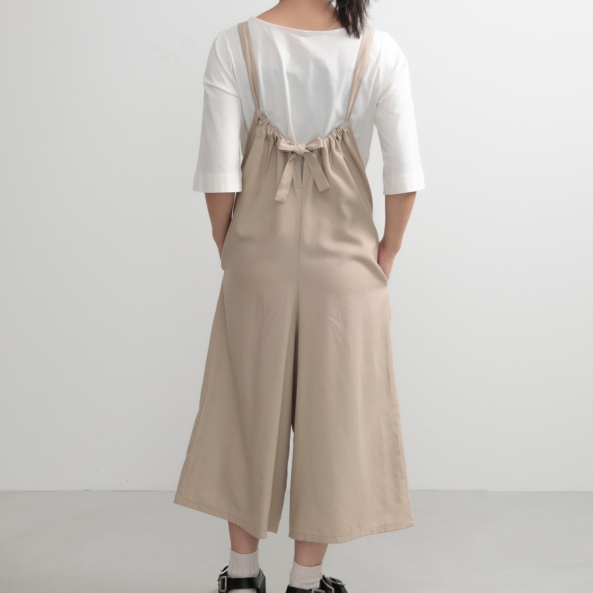 エプロン 無地 後ろリボンオールインワン COCOWALK ココウォーク ポケット付き オールインワン キッチンエプロン 台所エプロン リボン オルテテ ゆったり 大人用 女性用 レディース