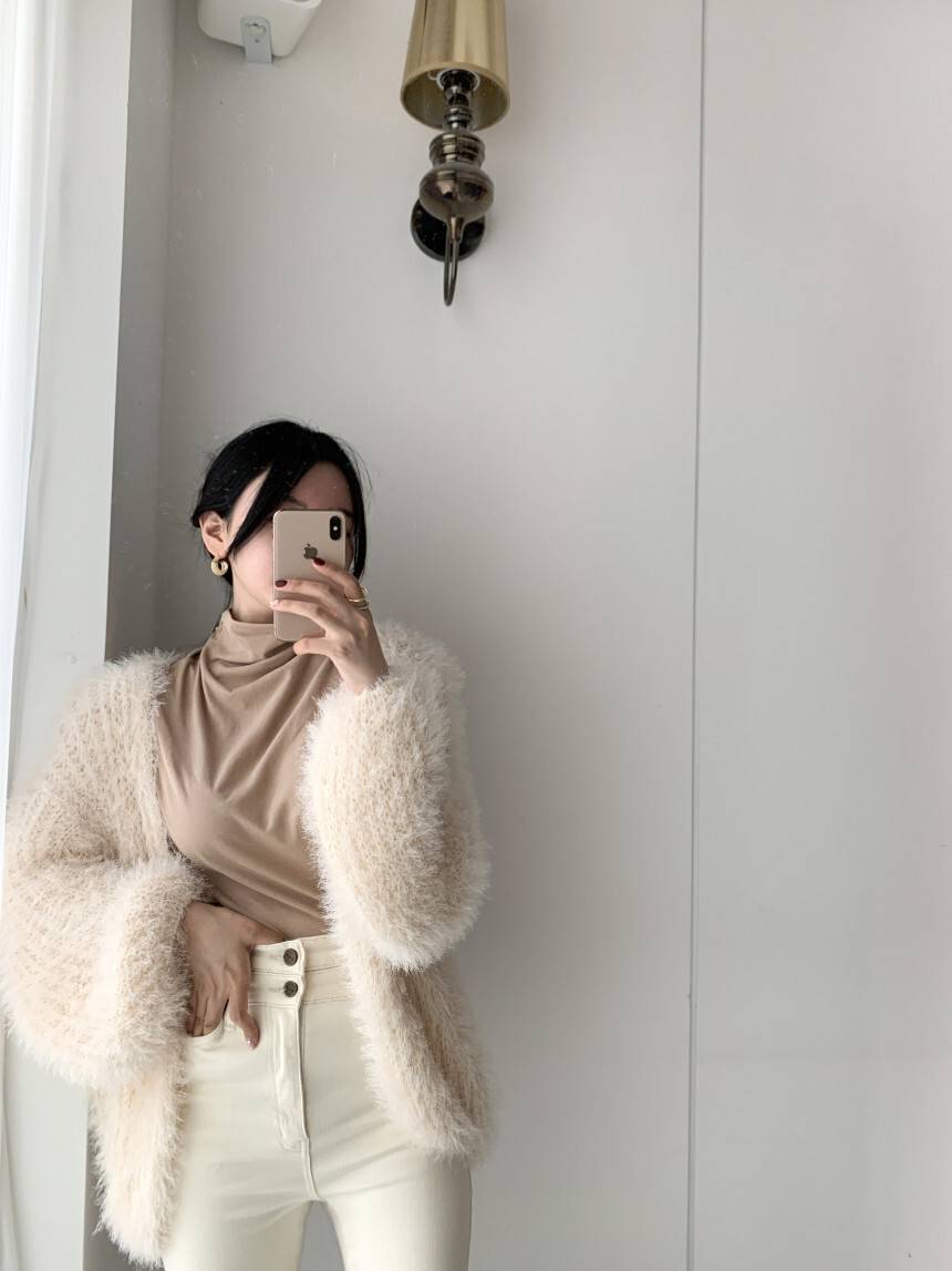 レディース セーター ジャケット アウター ニットソー 袖あり 長袖 ボリューム袖 萌袖 オフショルダー ワンショルダー もこもこ ふわふわ かわいい シンプル おしゃれ ラブリー 無地　春