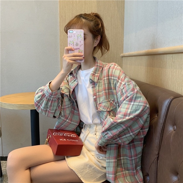 オーバーサイズチェック柄シャツ トップス シャツ 袖あり 長袖 Vネック 襟付き 前開き 綿 かわいい 大人可愛い シンプル カジュアル おしゃれ お洒落 大人可愛い 大人女子 こなれ感 ラフ オーバーサイズチェック柄シャツ トップス シャツ 袖あり 長袖 Vネック 襟付き 前開き 綿 かわいい 大人可愛い シンプル カジュアル おしゃれ お洒落 大人可愛い 大人女子 こなれ感 ラフ