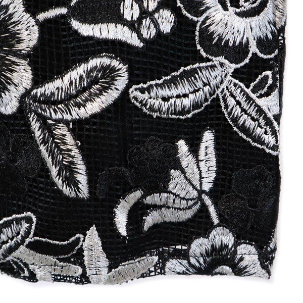 未使用 イタリア製 花柄 7分袖 ノーカラージャケット ブラック系 レディース