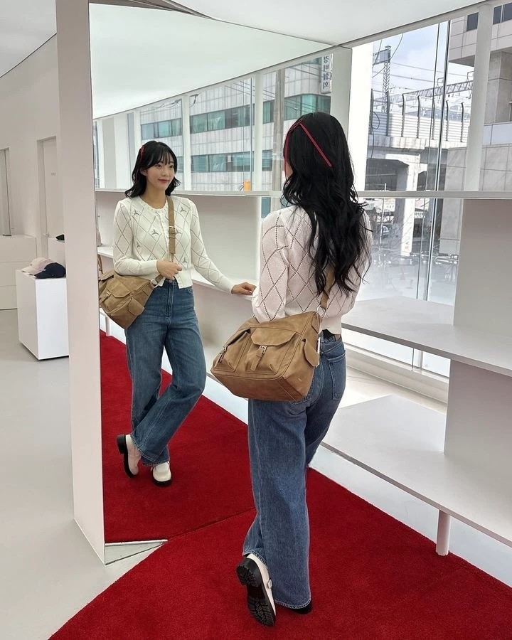 LE SSERAFIM キム・チェウォン 着用 Joey Bag 3色 LE SSERAFIM キム・チェウォン 着用 Joey Bag 3色