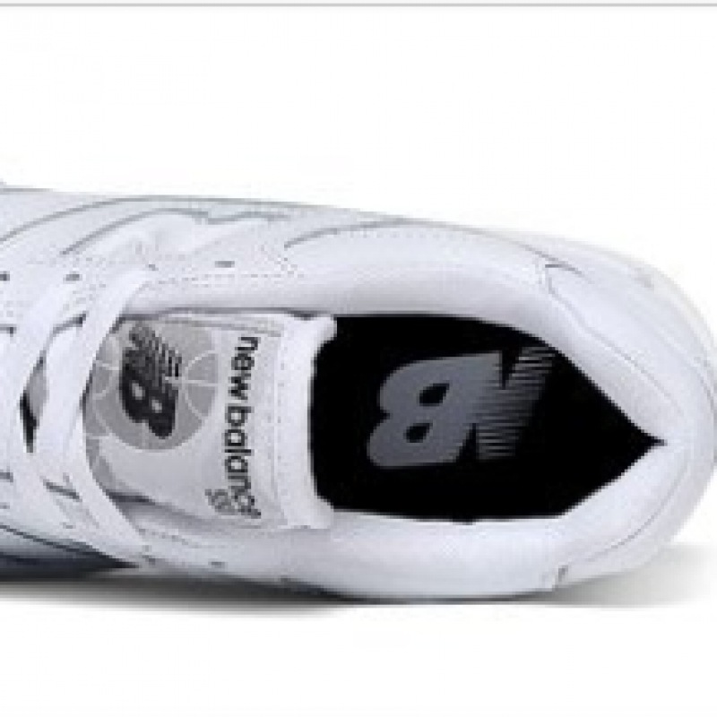 ニューバランス 550 スニーカーユニセックスシーソルト/ホワイト/ホワイトグレー 3種類 ニューバランス 550 スニーカーユニセックスシーソルト/ホワイト/ホワイトグレー 3種類