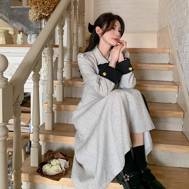 小さい香りがよい風の赤い新年のウェディングドレスのファッションの気質のスーツのスカートの女性の韓国の服の2点セット