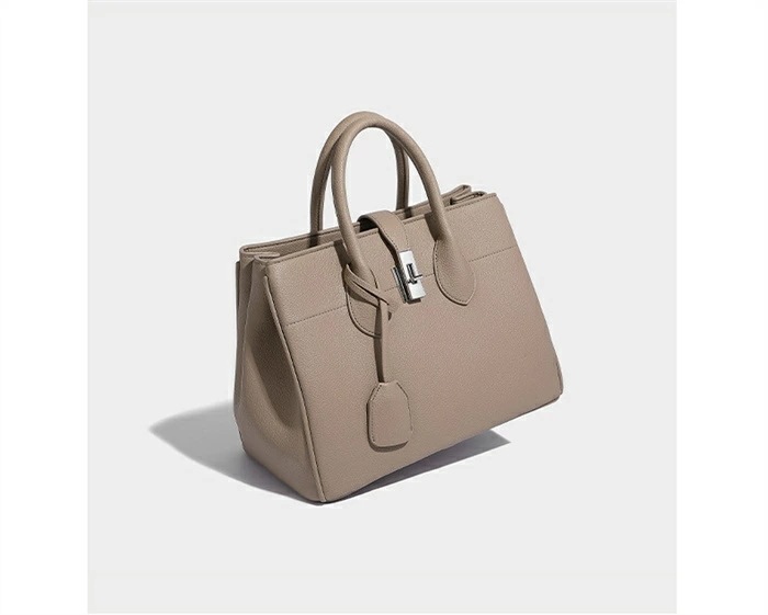 【急速出荷!】ハンドバッグ 小さめ 入学式 入園式 卒業式 卒園式 バッグ セレモニーバッグ フォーマルバッグ 結婚式 トートバッグ ショルダーバッグ 小さめ 大人 斜め掛け 軽量 鞄 通勤 ママ 黒 【急速出荷!】ハンドバッグ 小さめ 入学式 入園式 卒業式 卒園式 バッグ セレモニーバッグ フォーマルバッグ 結婚式 トートバッグ ショルダーバッグ 小さめ 大人 斜め掛け 軽量 鞄 通勤 ママ 黒