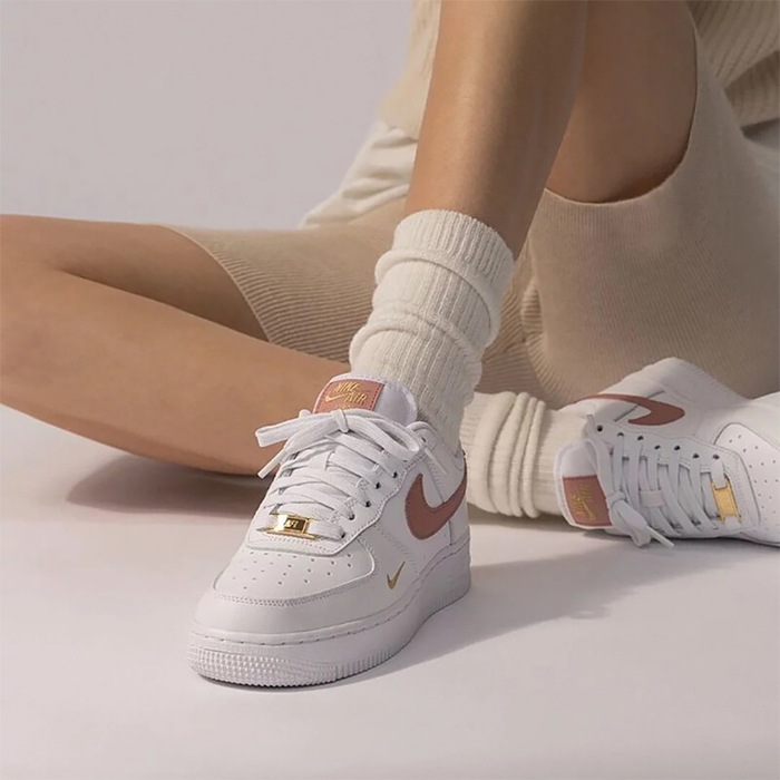 【SHOPクーポンあり】スニーカー 厚底 レディース エアフォース1 エッセンシャル ホワイト 白 ピンク ウィメンズ 靴 バスケ ダンス シューズ 学生 ティーン 定番 CZ0270 【SHOPクーポンあり】スニーカー 厚底 レディース エアフォース1 エッセンシャル ホワイト 白 ピンク ウィメンズ 靴 バスケ ダンス シューズ 学生 ティーン 定番 CZ0270