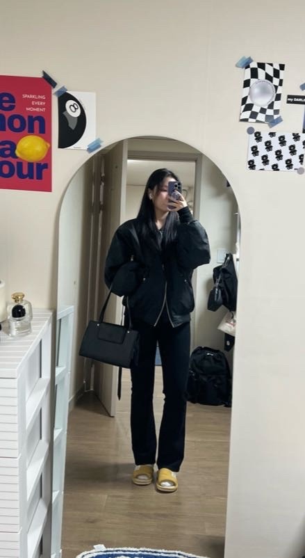 Bolted Square Shoulder Bag 2色 新商品 韓国人気 女性バッグ 学生バッグ デイリーバッグ 新学期 大学生 韓国人気 学生バッグ Bolted Square Shoulder Bag 2色 新商品 韓国人気 女性バッグ 学生バッグ デイリーバッグ 新学期 大学生 韓国人気 学生バッグ