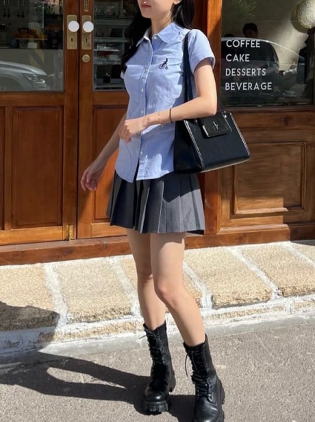 Bolted Square Shoulder Bag 2色 新商品 韓国人気 女性バッグ 学生バッグ デイリーバッグ 新学期 大学生 韓国人気 学生バッグ Bolted Square Shoulder Bag 2色 新商品 韓国人気 女性バッグ 学生バッグ デイリーバッグ 新学期 大学生 韓国人気 学生バッグ