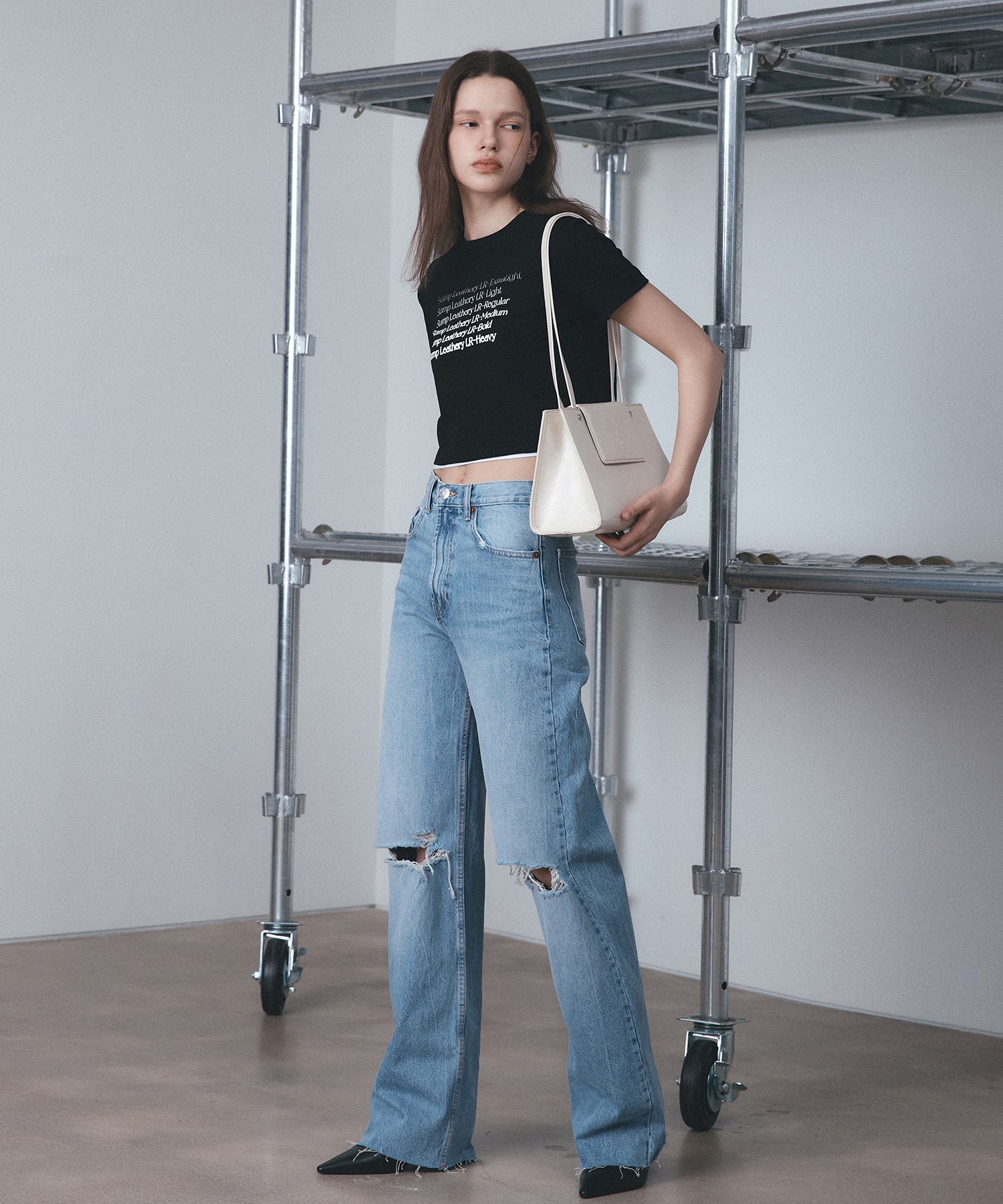 Bolted Square Shoulder Bag 2色 新商品 韓国人気 女性バッグ 学生バッグ デイリーバッグ 新学期 大学生 韓国人気 学生バッグ Bolted Square Shoulder Bag 2色 新商品 韓国人気 女性バッグ 学生バッグ デイリーバッグ 新学期 大学生 韓国人気 学生バッグ