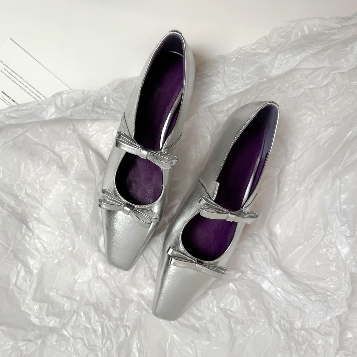 パンスキンバージョン小さな正方形の頭の弓のメアリージェーン靴の内側と浅い口の穏やかなフレンチ気質フラットシューズ