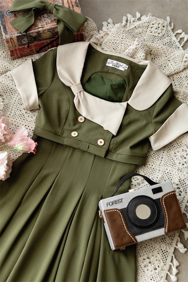 【急速出荷!】コスプレ ワンピース ケープ ロリータ 通販 文化祭 学園祭 衣装 ゴスロリ ゴシック メイド コスム こすぷれ コス ロリィタ Lolita リボン フリル