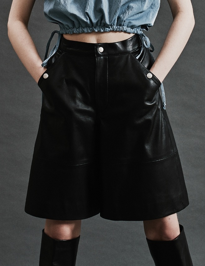 【SPERONE】Lambskin Bermuda Pants SPERONE] Lambskin Bermuda Pants
