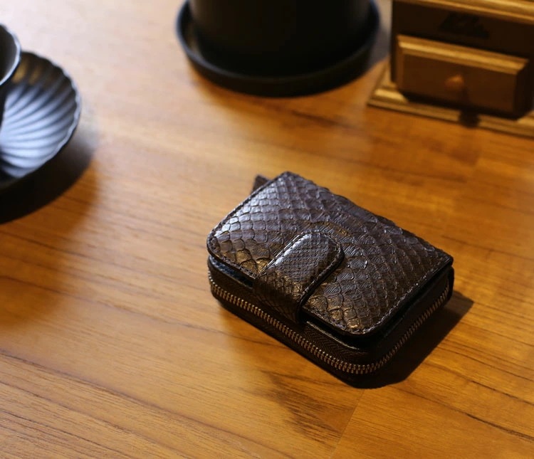 ダイヤモンドパイソンレザーミニ財布