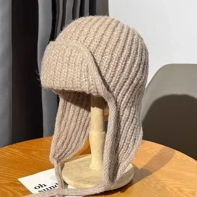 女性と男性のニット生地のトラッパーハット,ニットのイヤーフラップビーニー,女性用のかぎ針編みの帽子,ロシアのボンバーキャップ,kpop,コレクション2023