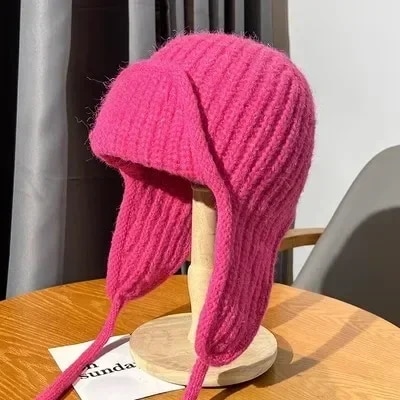 女性と男性のニット生地のトラッパーハット,ニットのイヤーフラップビーニー,女性用のかぎ針編みの帽子,ロシアのボンバーキャップ,kpop,コレクション2023