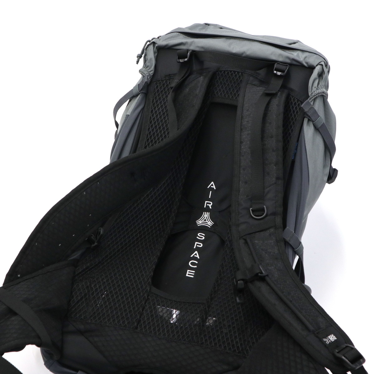 リュック メンズ レディース 大容量 リュックサック バックパック デイパック 登山 アウトドア トレッキング キャンプ 旅行 30L B4 中型 auster 30 501170