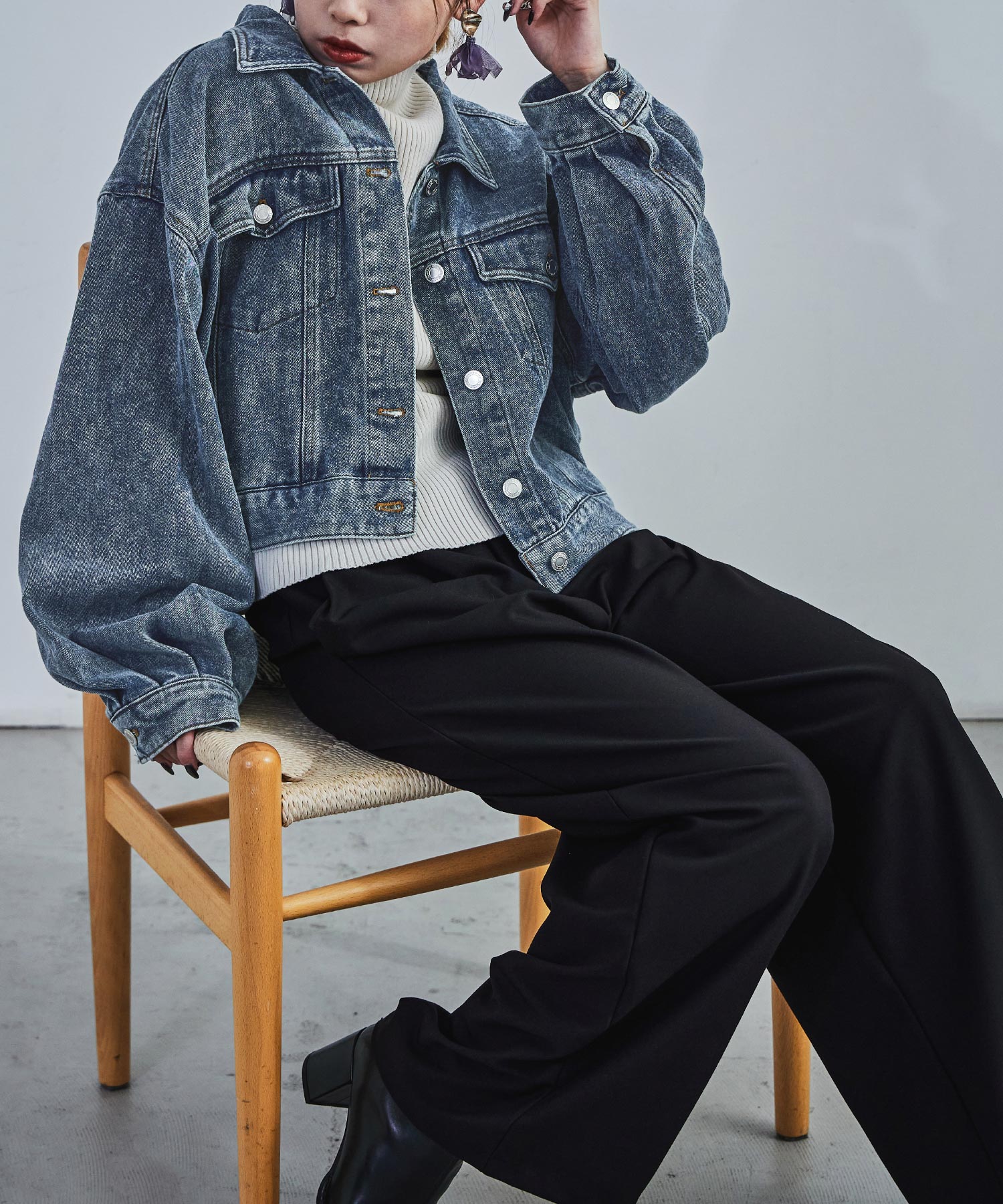 デニムショートジャケット アウター ブルゾン ジャケット デニム ショート丈 クロップド丈 デニムジャケット ドロップショルダー レディース ライトアウター トップス ジージャン 大人カジュアル デニムショートジャケット アウター ブルゾン ジャケット デニム ショート丈 クロップド丈 デニムジャケット ドロップショルダー レディース ライトアウター トップス ジージャン 大人カジュアル