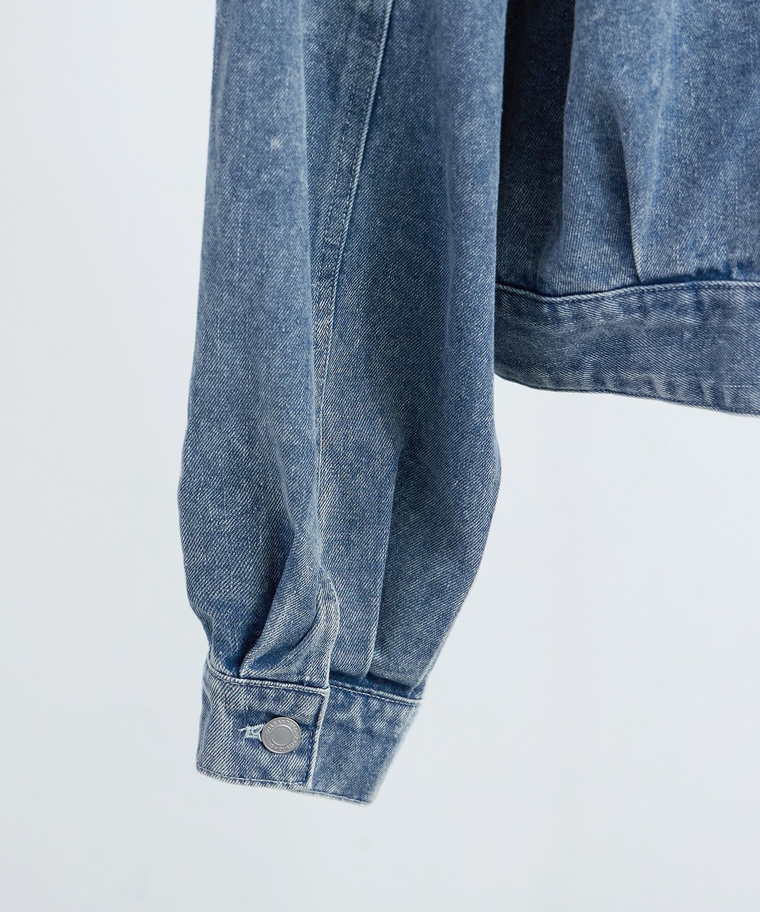 デニムショートジャケット アウター ブルゾン ジャケット デニム ショート丈 クロップド丈 デニムジャケット ドロップショルダー レディース ライトアウター トップス ジージャン 大人カジュアル デニムショートジャケット アウター ブルゾン ジャケット デニム ショート丈 クロップド丈 デニムジャケット ドロップショルダー レディース ライトアウター トップス ジージャン 大人カジュアル