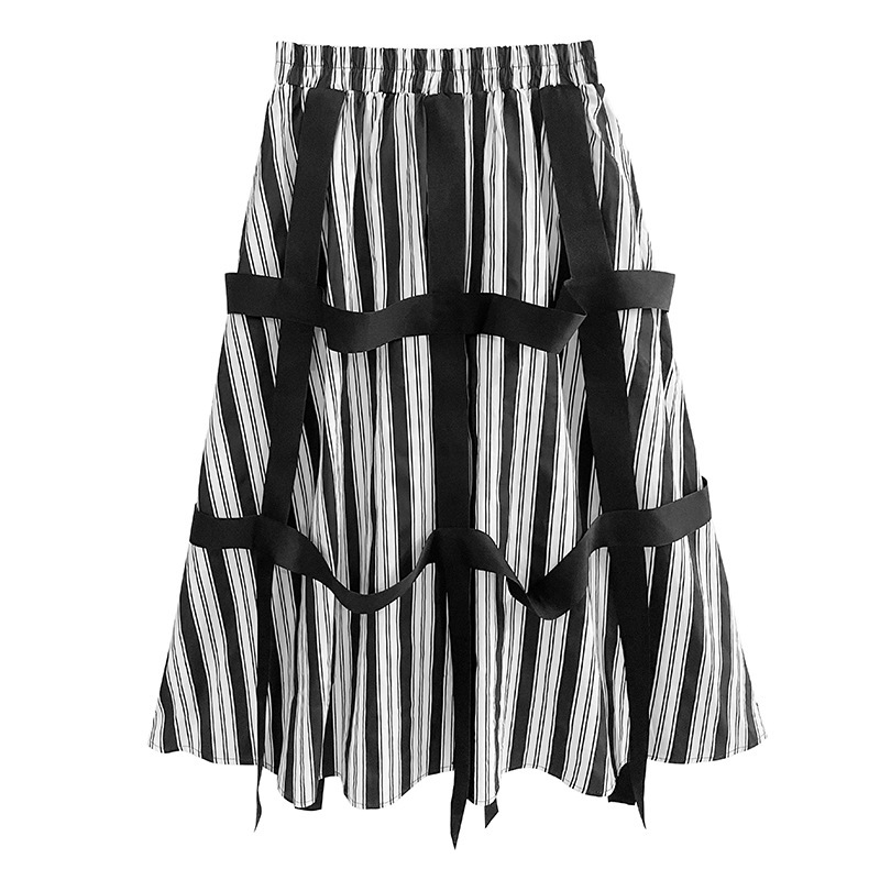暗い風黒白ストライプ半身浴スカート2024夏新作ゴムハイウエストゆったりAラインスカート