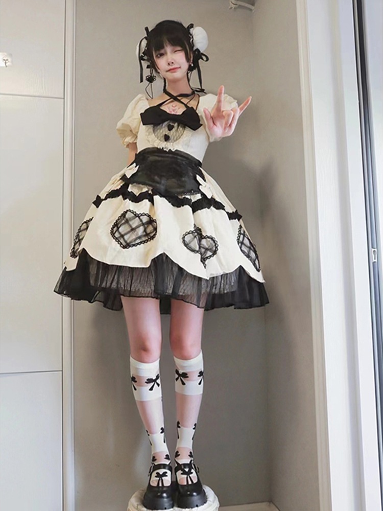 キャミソールワンピースロリータ 白雪姫甘くて可愛いロリータリボンホルターネックドレスレディース春夏ラブメッシュドレスロリータプリンセスドレス